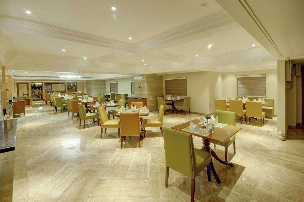 Lemon Tree Premier “The Atrium” Ahmedabad Hotel Luaran gambar