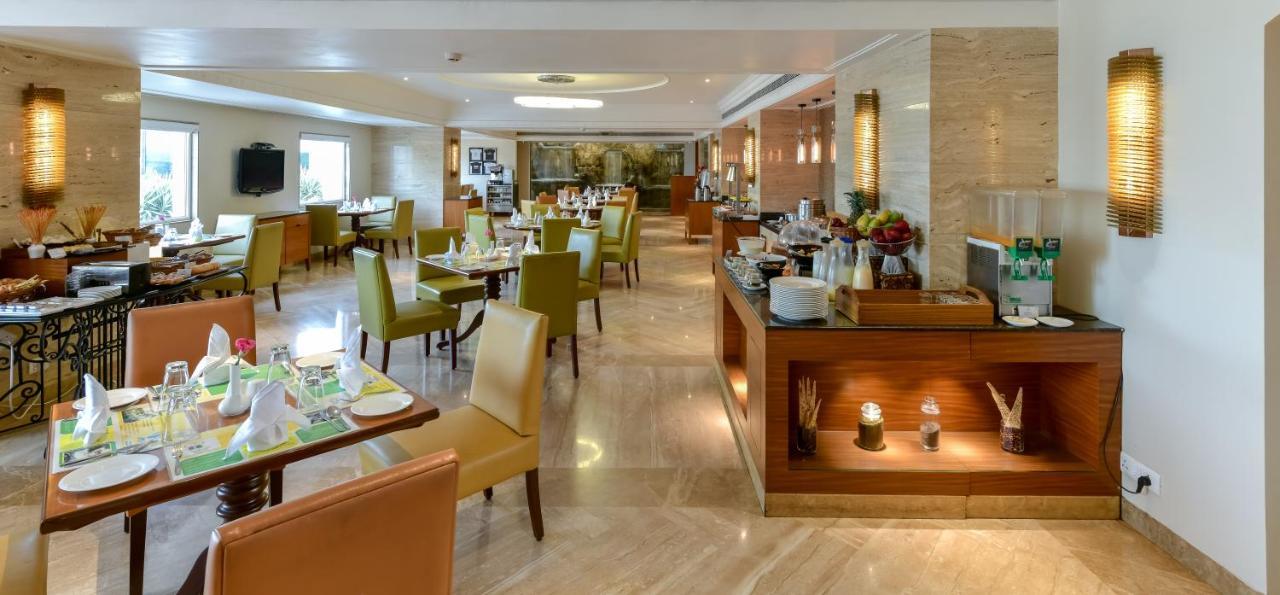 Lemon Tree Premier “The Atrium” Ahmedabad Hotel Luaran gambar