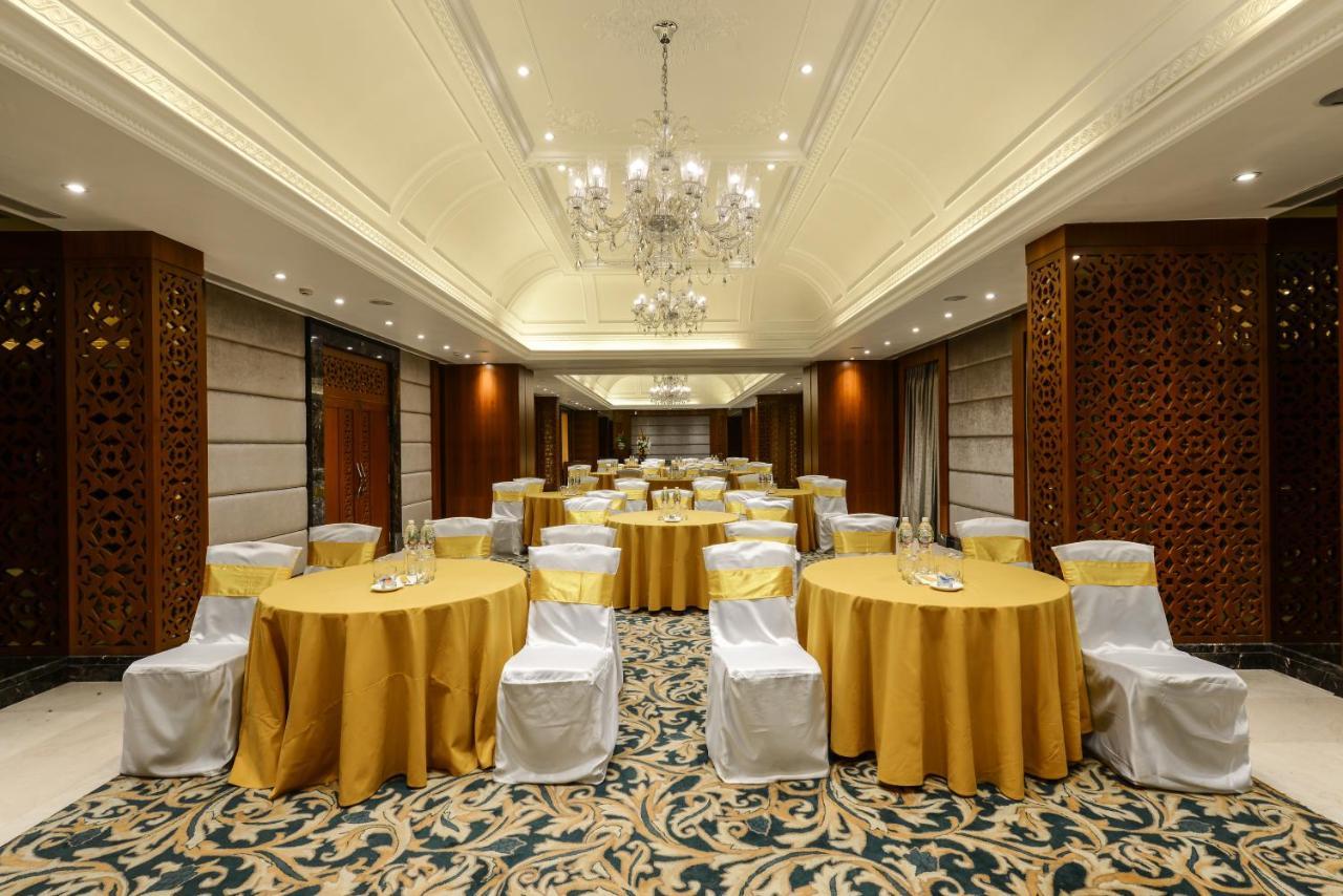 Lemon Tree Premier “The Atrium” Ahmedabad Hotel Luaran gambar